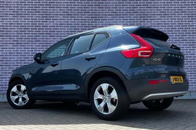 Volvo XC40 (2020) thumbnail 3