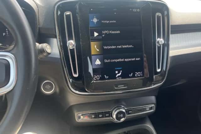 Volvo XC40 (2020) thumbnail 10