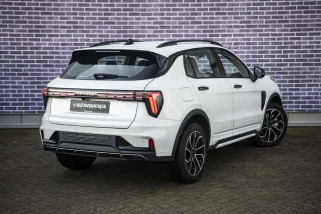 Lynk & Co 01 (2025) thumbnail 16