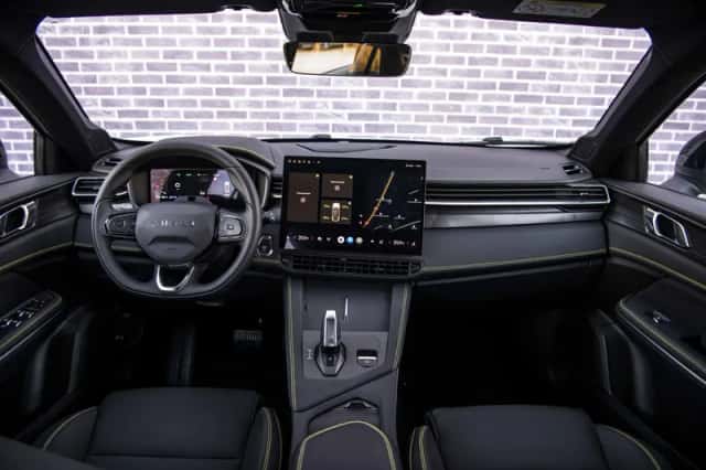 Lynk & Co 01 (2025) thumbnail 7