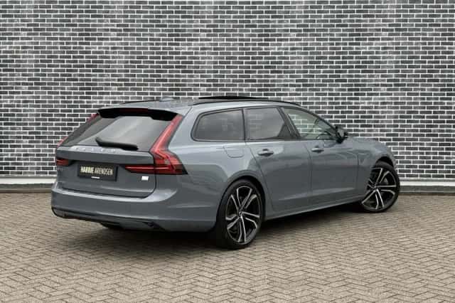 Volvo V90 (2022) thumbnail 4