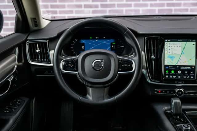Volvo V90 (2022) thumbnail 4