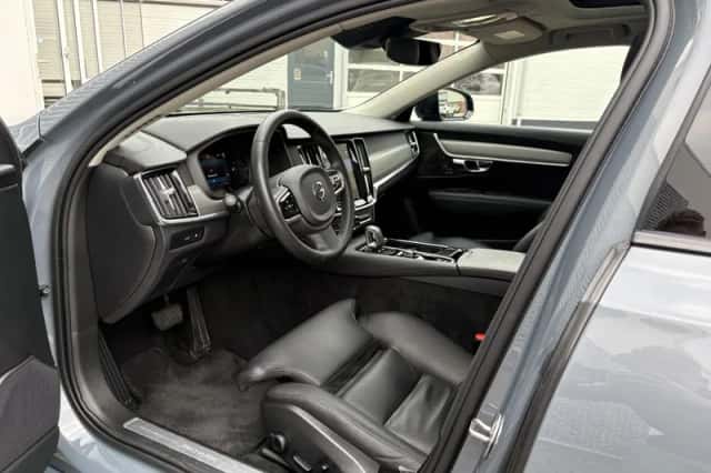 Volvo V90 (2022) thumbnail 5