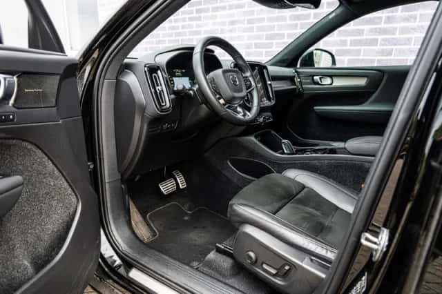 Volvo XC40 (2022) thumbnail 19