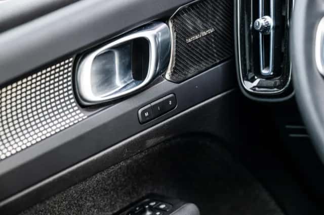 Volvo XC40 (2022) thumbnail 28