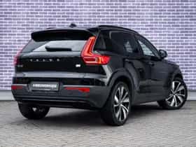 Volvo XC40 thumbnail 4