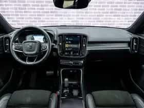Volvo XC40 thumbnail 7