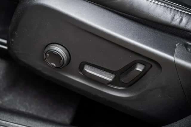 Volvo XC40 (2022) thumbnail 9