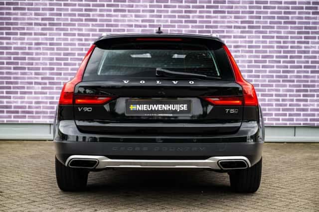 Volvo V90 (2019) thumbnail 11