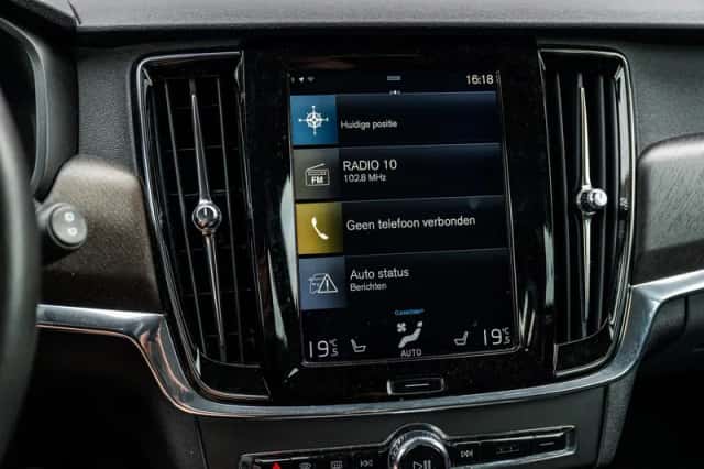 Volvo V90 (2019) thumbnail 19