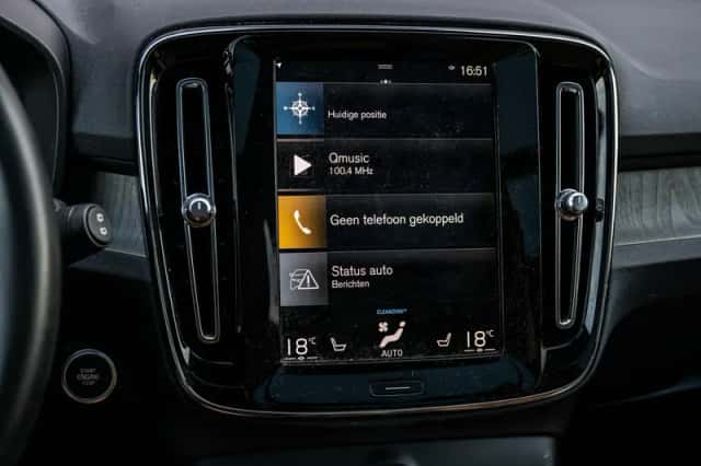Volvo XC40 (2022) thumbnail 20