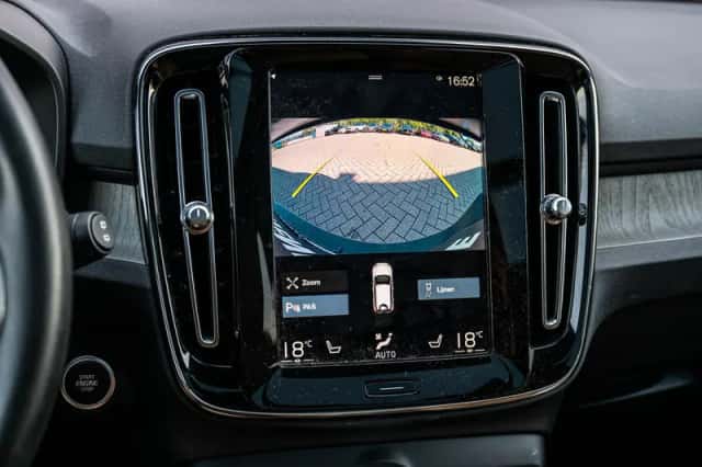 Volvo XC40 (2022) thumbnail 22