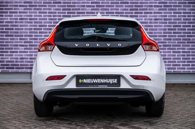 Volvo V40 (2019) thumbnail 11