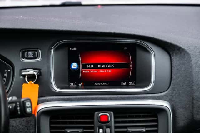 Volvo V40 (2019) thumbnail 13