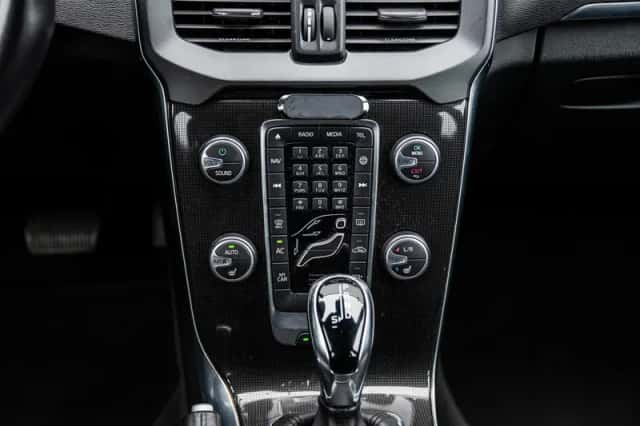 Volvo V40 (2019) thumbnail 15