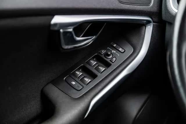 Volvo V40 (2019) thumbnail 24