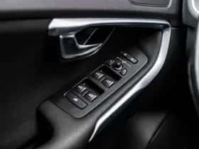 Volvo V40 thumbnail 24