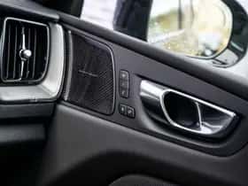Volvo XC60 thumbnail 26