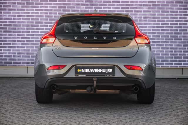 Volvo V40 (2016) thumbnail 11
