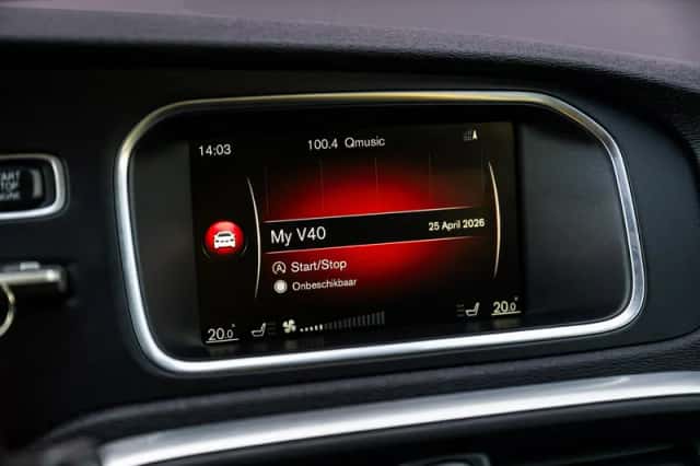 Volvo V40 (2016) thumbnail 21