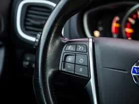 Volvo V40 thumbnail 24
