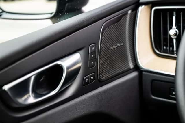 Volvo XC60 (2025) thumbnail 30