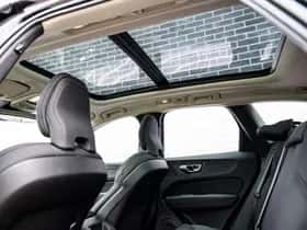 Volvo XC60 (2025) thumbnail 35