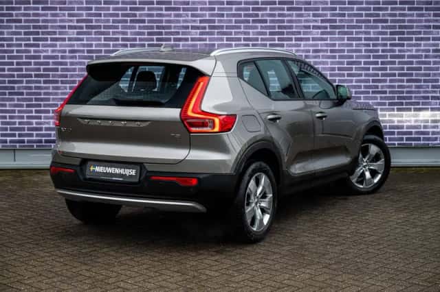 Volvo XC40 (2020) thumbnail 17