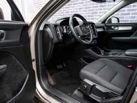 Volvo XC40 thumbnail 18
