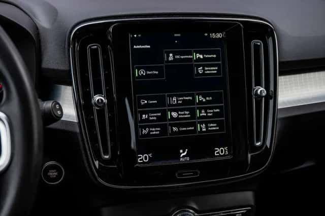 Volvo XC40 (2020) thumbnail 20