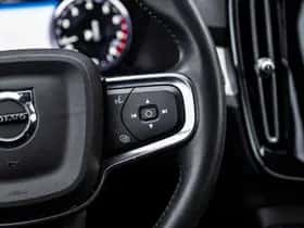 Volvo XC40 thumbnail 25