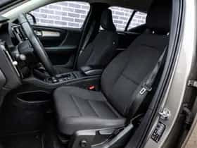 Volvo XC40 thumbnail 8