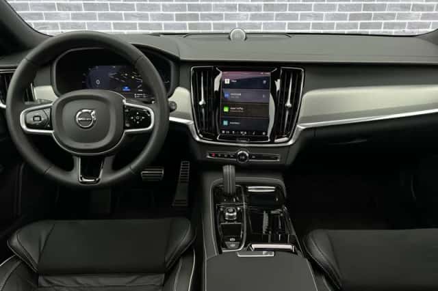 Volvo V90 (2022) thumbnail 4