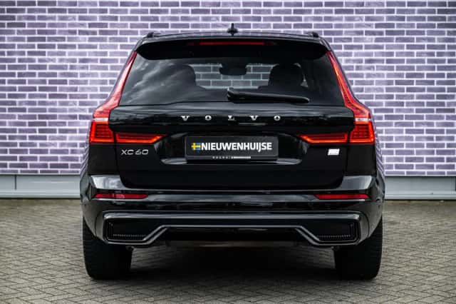 Volvo XC60 (2023) thumbnail 11