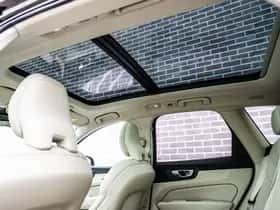 Volvo XC60 thumbnail 32