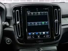 Volvo XC40 thumbnail 24