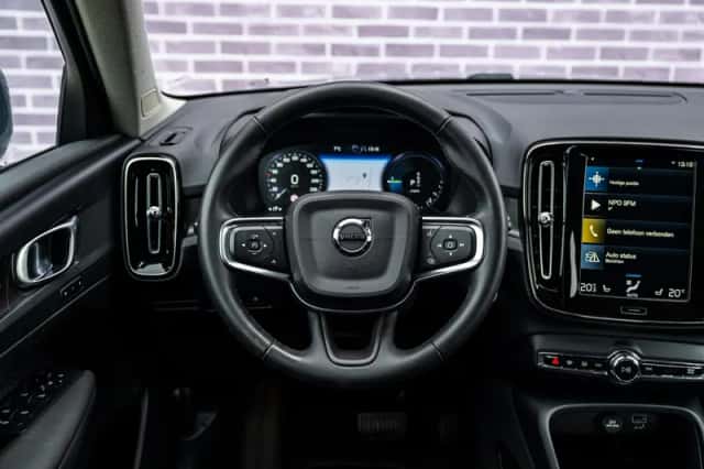 Volvo XC40 (2022) thumbnail 5