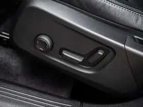 Volvo XC40 thumbnail 9