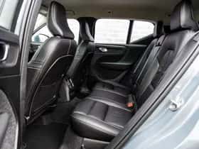 Volvo XC40 thumbnail 10