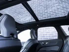 Volvo XC60 thumbnail 35