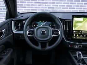 Volvo XC60 thumbnail 5