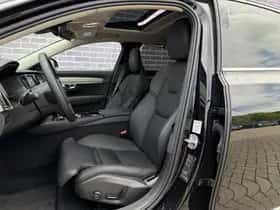 Volvo S90 (2023) thumbnail 3