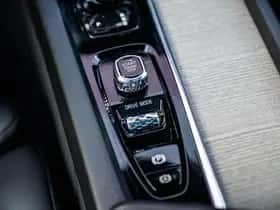 Volvo XC60 thumbnail 24