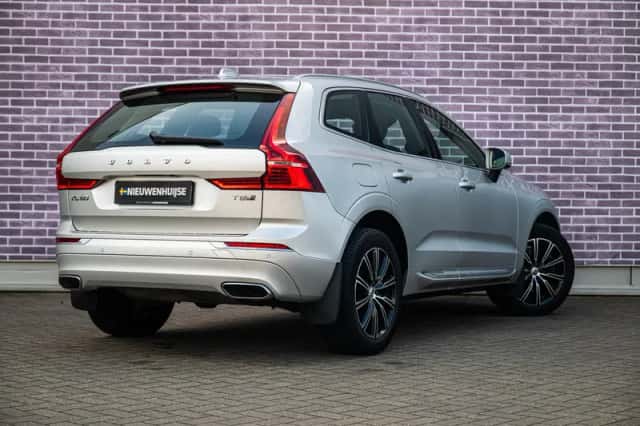Volvo XC60 (2019) thumbnail 4