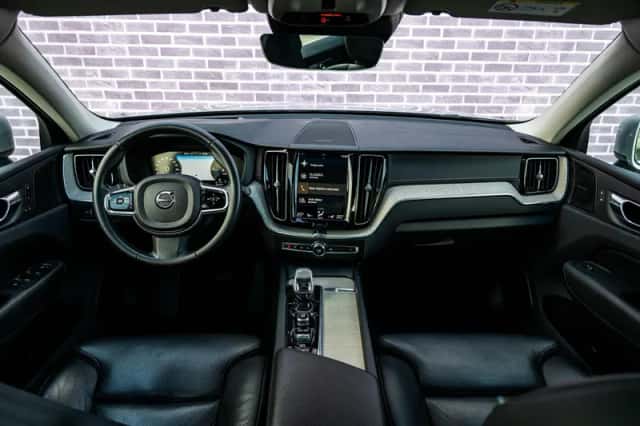 Volvo XC60 (2019) thumbnail 7