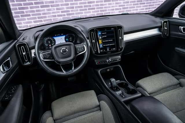 Volvo XC40 (2022) thumbnail 12