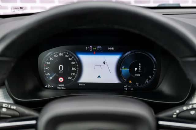 Volvo XC40 (2022) thumbnail 16