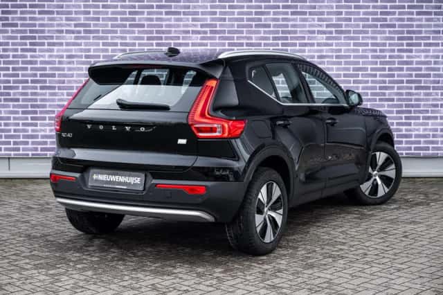 Volvo XC40 (2022) thumbnail 18