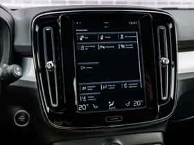 Volvo XC40 thumbnail 21