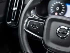 Volvo XC40 thumbnail 26